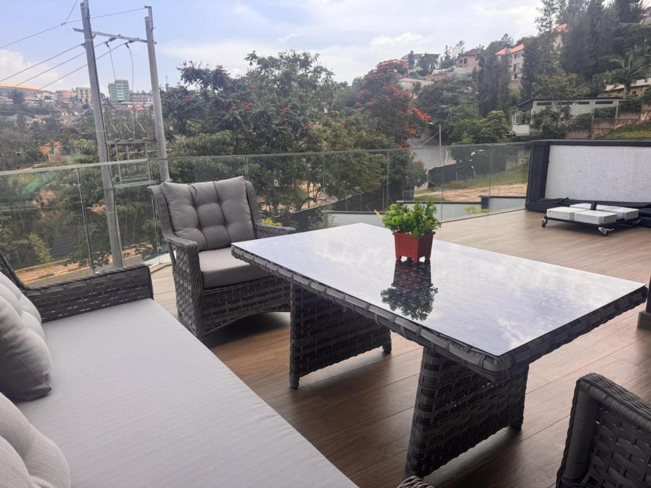 Cascadia Apartments كيغالي المظهر الخارجي الصورة